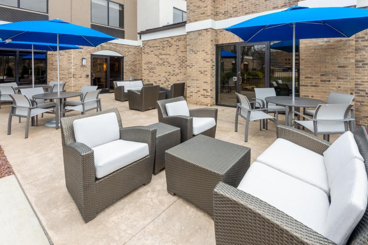 Holiday Inn Express & Suites Wadsworth By Ihg Buitenkant foto