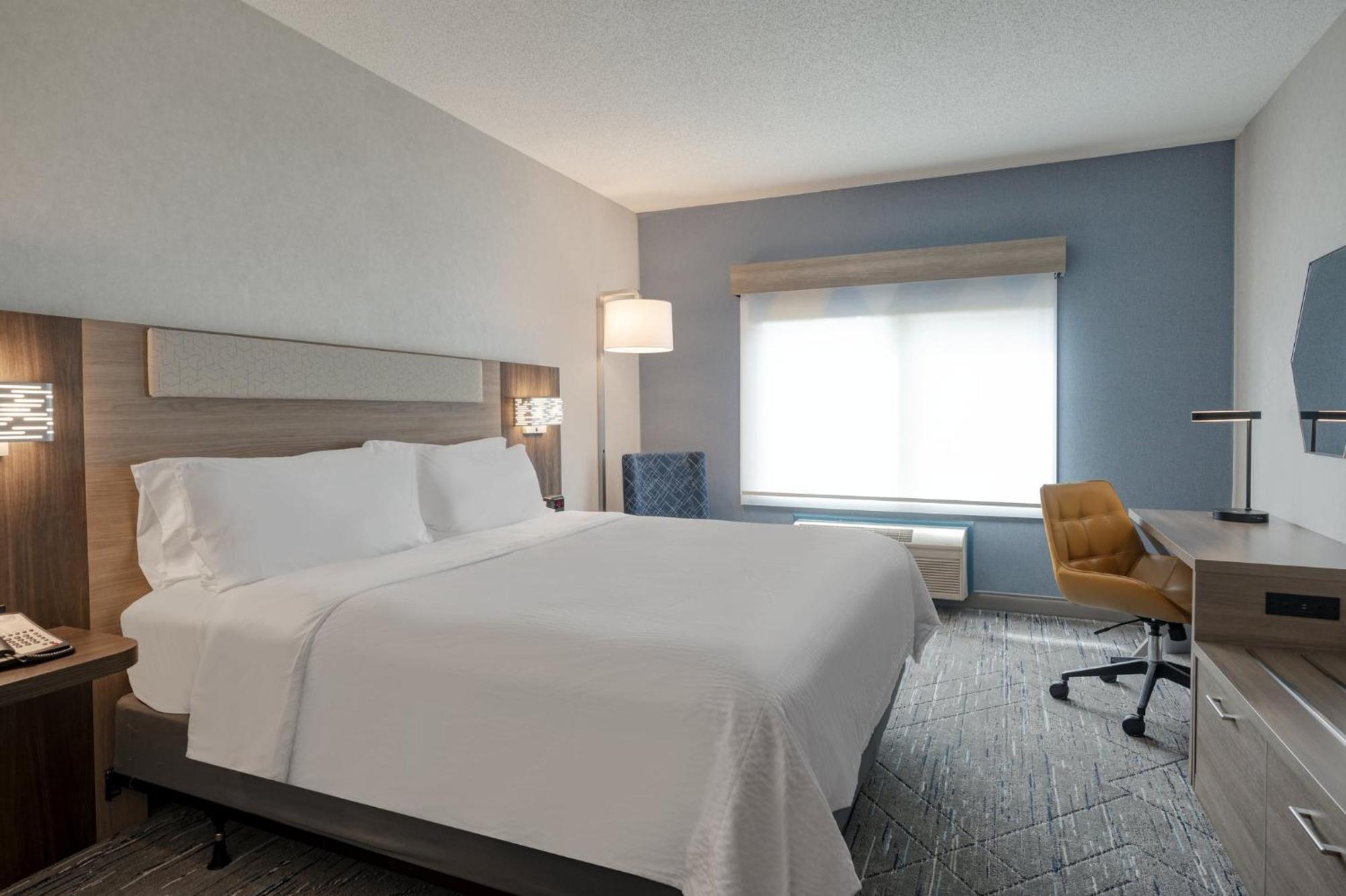 Holiday Inn Express & Suites Wadsworth By Ihg Buitenkant foto