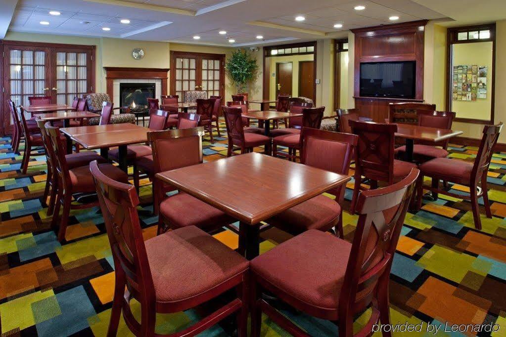 Holiday Inn Express & Suites Wadsworth By Ihg Buitenkant foto