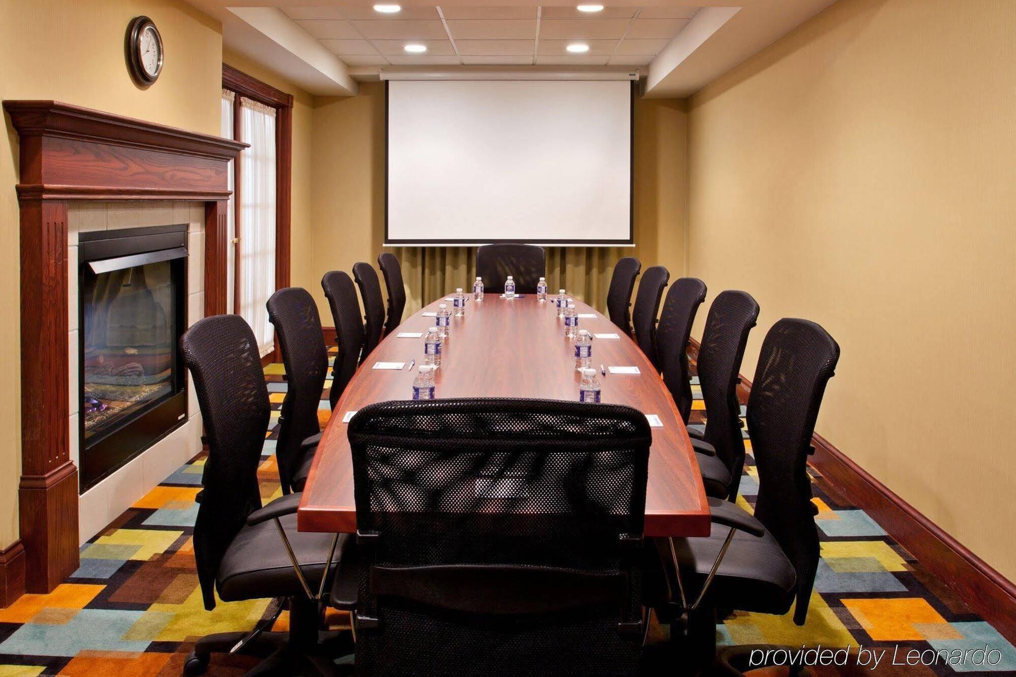 Holiday Inn Express & Suites Wadsworth By Ihg Buitenkant foto